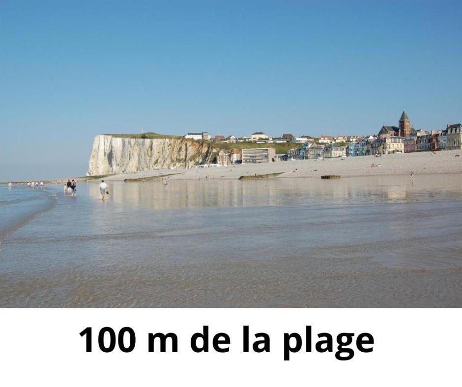 La Vue Mers: Panoramic Sea Views with Beach-Side Convenience Exterior photo